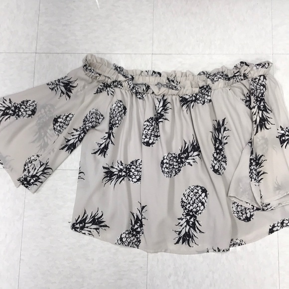 Pineapple Print Off Shoulder Blouse - Picture 2 of 12